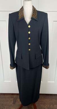 Albert Nipon Suit 8 Black Wool Crepe Leopard Trim Gold Lion Button Skirt Set